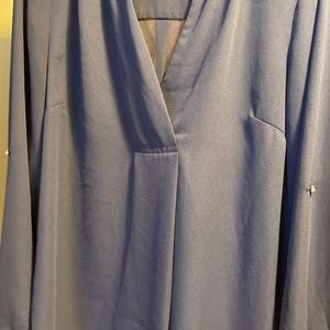 Signature Studio blouse. Size M. Long sleeve